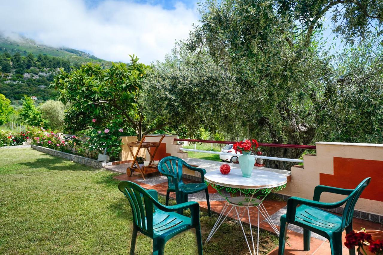 Villa Melina 2 Kinira Eksteriør billede